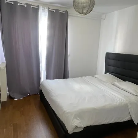 Sweet Escape Paris Centre - 3 Bds- Terrasse - Stade De France - Montmartre Saint-Ouen  Exterior photo