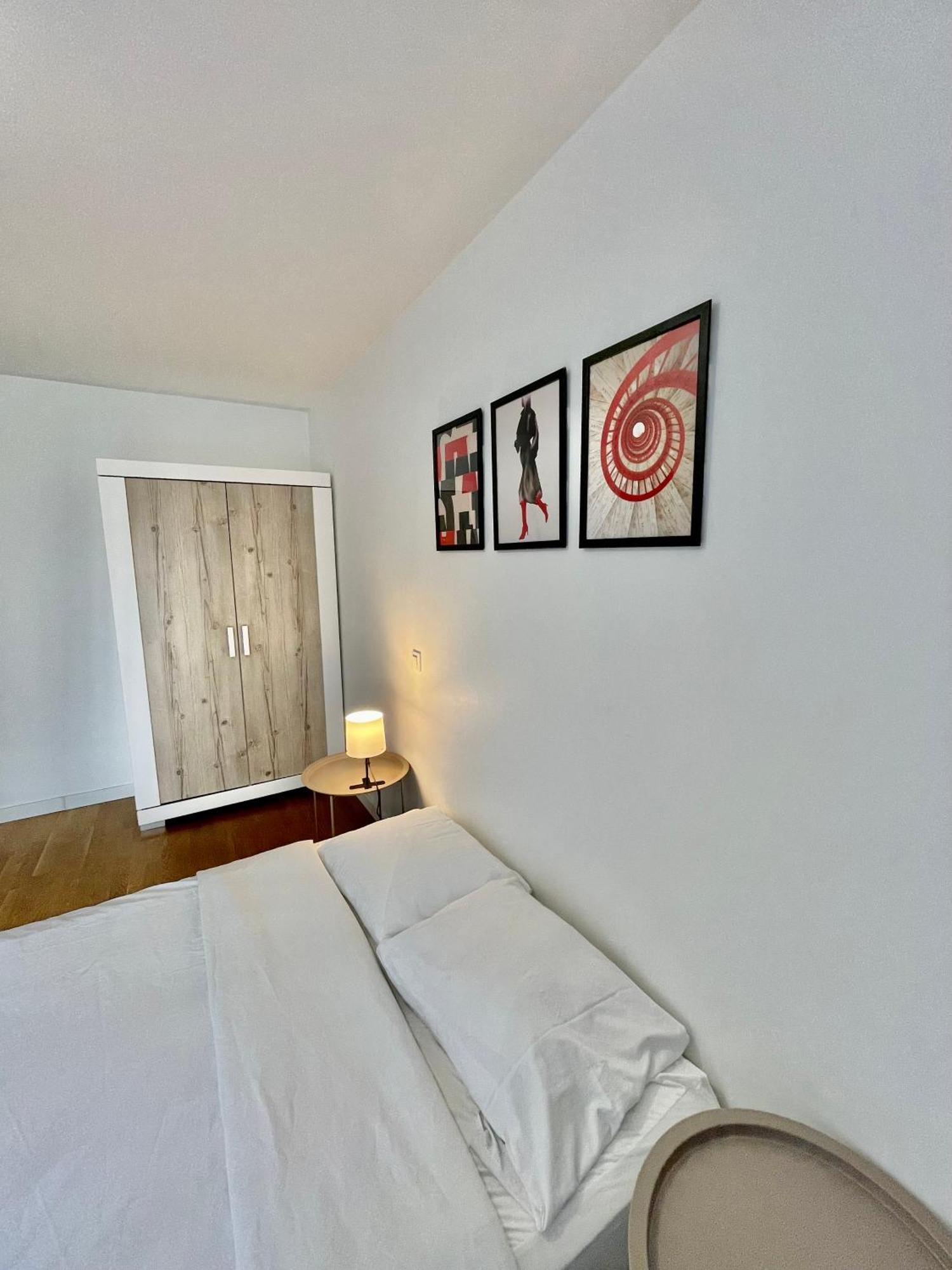 Sweet Escape Paris Centre - 3 Bds- Terrasse - Stade De France - Montmartre *