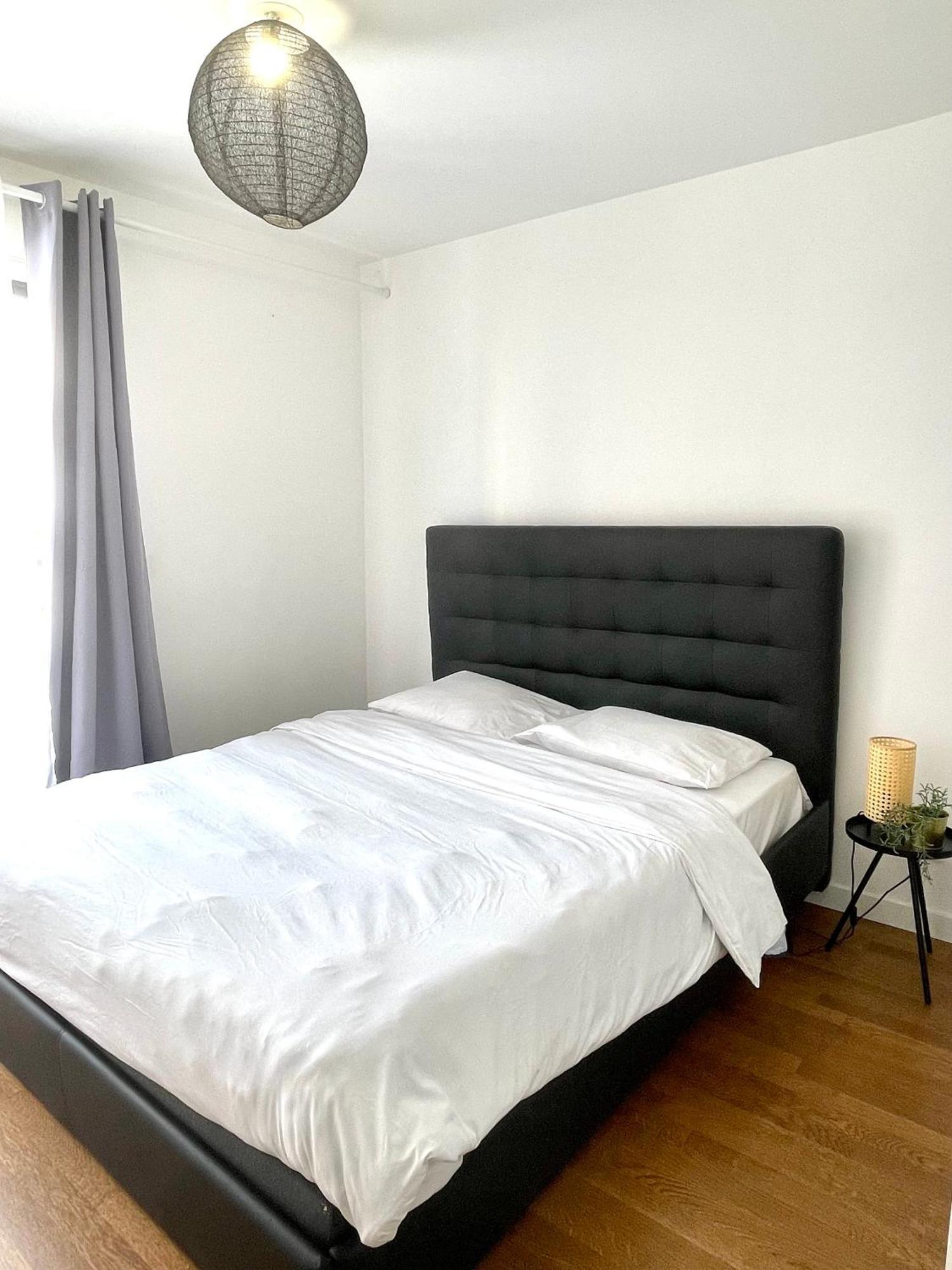 Apartment Sweet Escape Paris Centre - 3 Bds- Terrasse - Stade De France - Montmartre